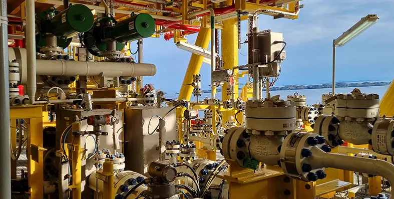 Image_of_FLNG_parts