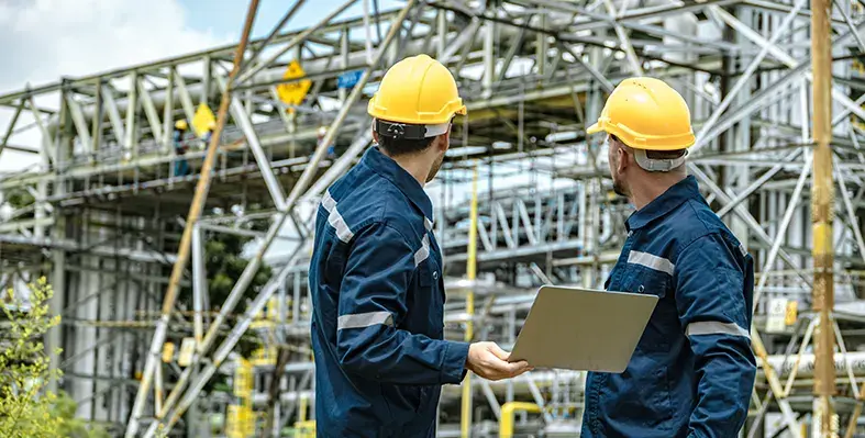 Image_of_oil_gas_workers 