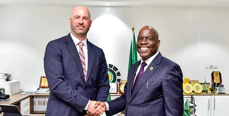 Image_of_ExxonMobil_and_NUPRC_rep_confirming_US$1.5bn_investment_in_Nigeria