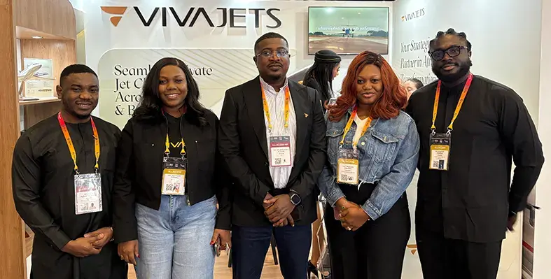 Image_of_VivaJets_team