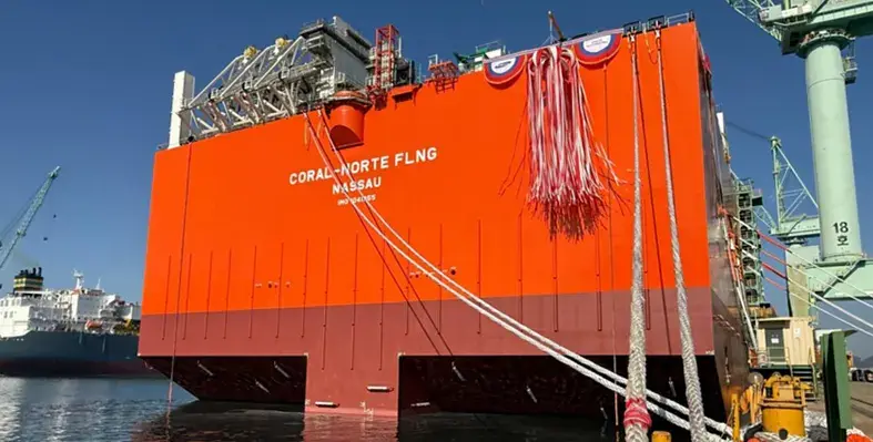 Launch_of_FLNG_hull