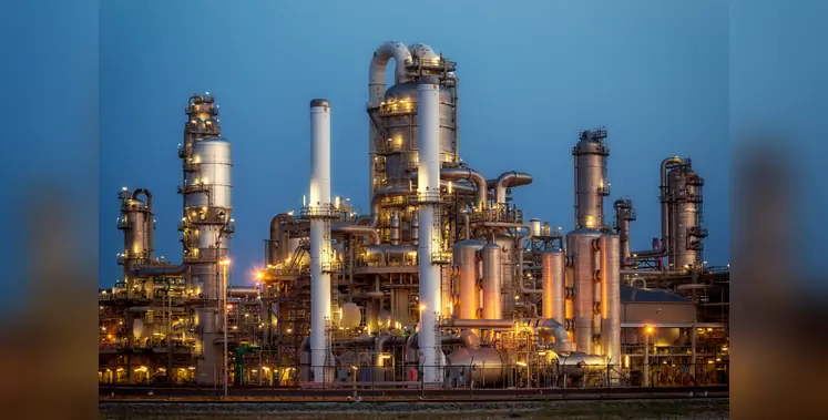 Image-of-oil-rigs