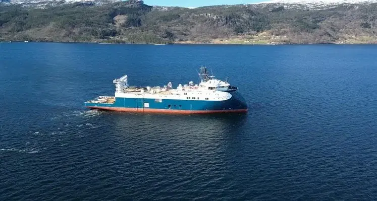 offshore vessel